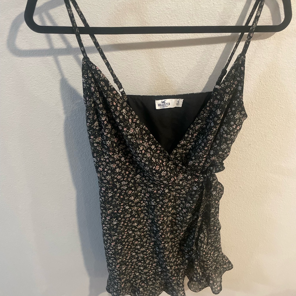 Hollister Black Floral Dress Size Small